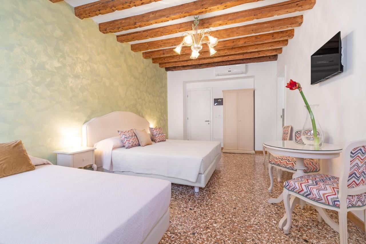 Residenza San Silvestro Hotell Venedig Exteriör bild